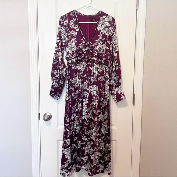 Bardot Women’s Jolie Floral Print Lattice Trim Satin Midi Dress Size 6/Small - Picture 2 of 12